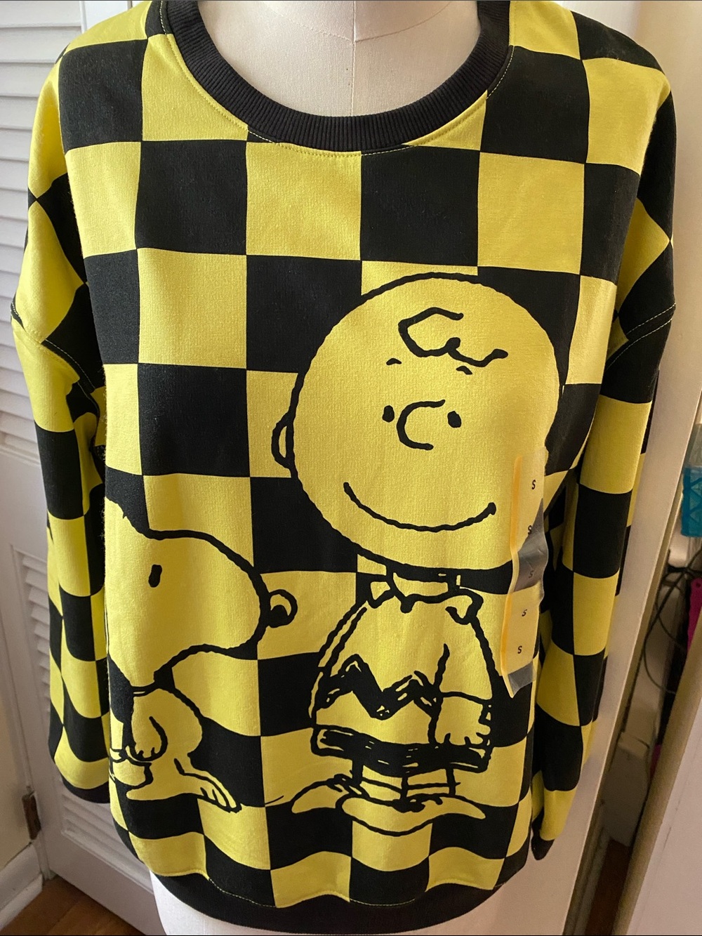 Charlie Brown & Snoopy Large Oversized Top - Picture 2 of 12